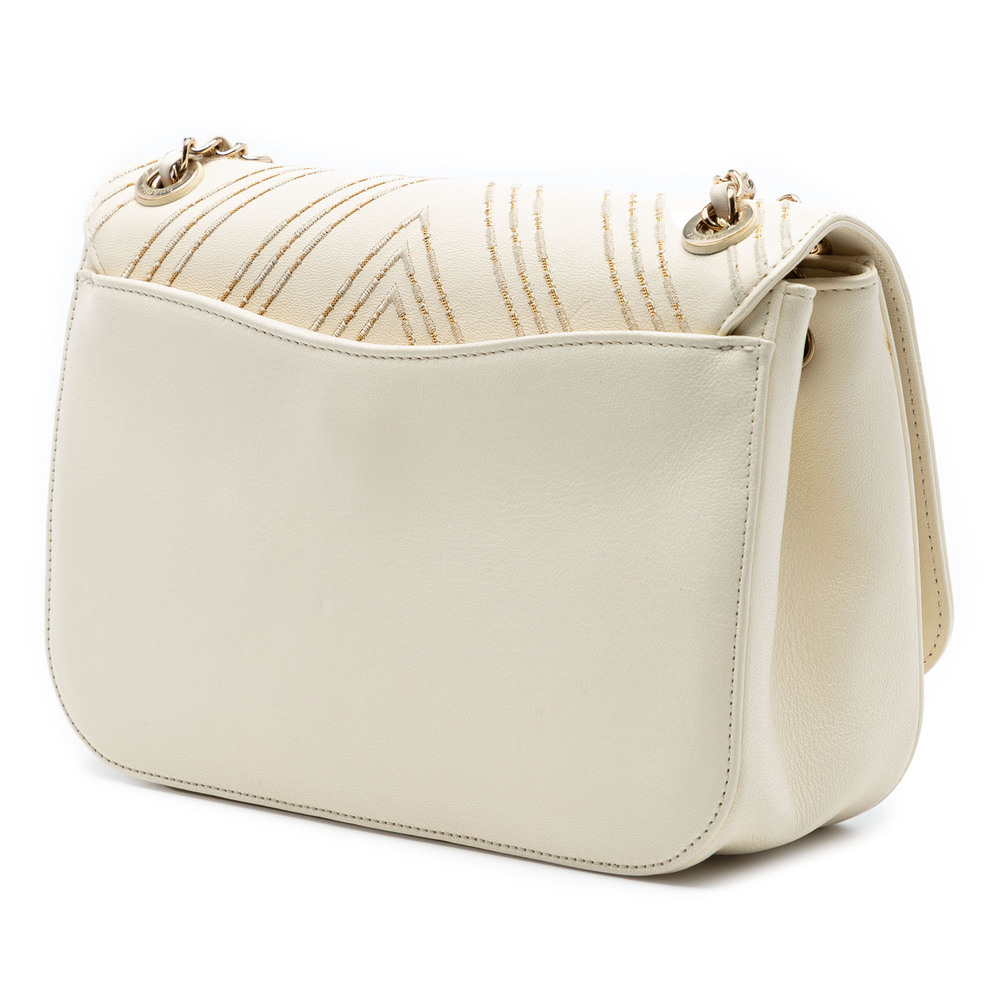 Pre-Loved Chanel Large Chevron Sheepskin Subtle Flap - Picture 2 of 7